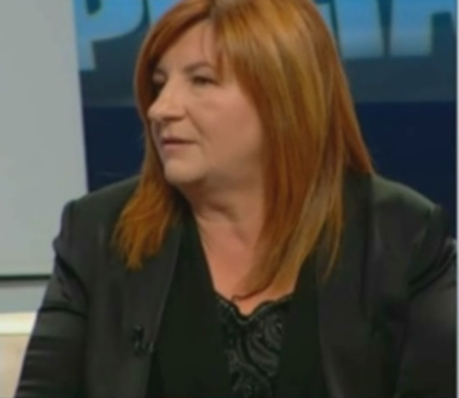Patroana vrea să-i doneze o bucată din propriul ficat Denisei Manelista pentru a o salva de la moarte.