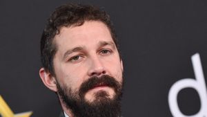 Shia LaBeouf a fost arestat. Actorul a fost implicat într-o bătaie în fața unui bar