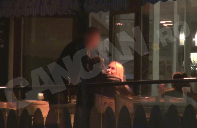 Vica lui Piţi & fiul ex-preşedintelui Moldovei au ”topit” patru sticle de vin şi s-au sărutat ca-n filmele cu mafioţi!