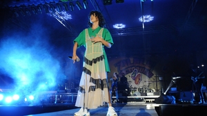 Inna ”spionată” de Carla's Dreams la un concert în București!