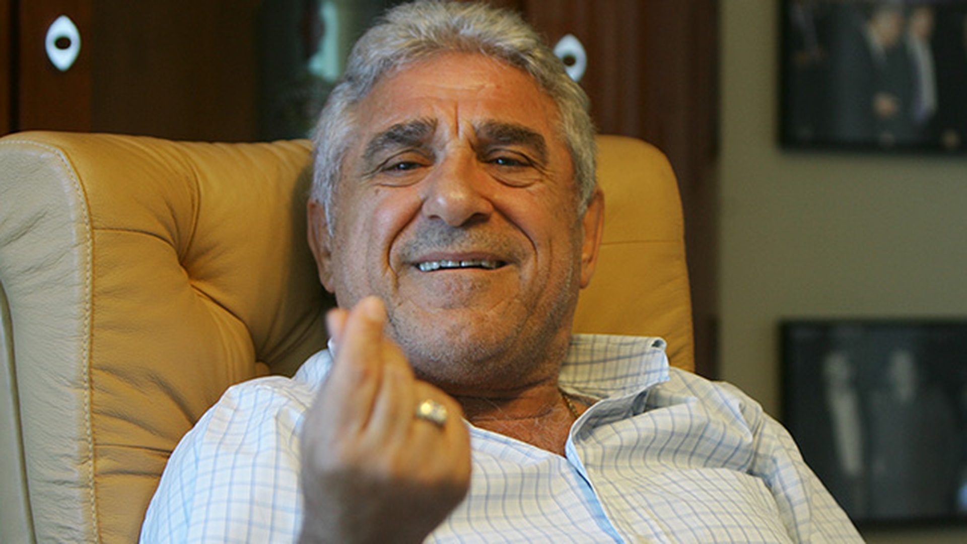 Au fost ARESTATI. Fratii Becali si judecatoarea lor isi vor petrece toata luna in arest!