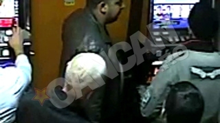 Jefuit de cei 1.700 de lei castigati la pacanele. Talharia a fost surprinsa de camerele de supravegheat din sala de jocuri mecanice