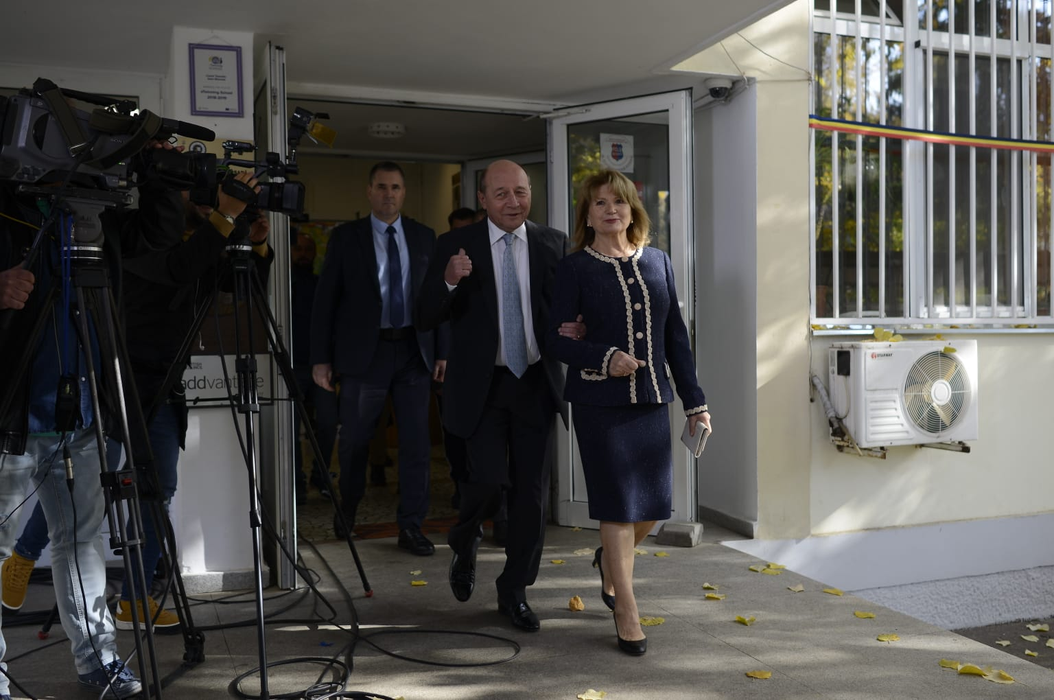 Traian Băsescu și soția