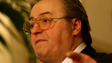 VIDEO Vadim o ataca pe Oana Zavoranu: Este mu**ta! Este o putoare de lautar tigan!