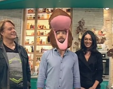 Dani + Ioana = LOVE! Dani Oţil şi-a adus iubita în emisiune: ”Ea este Ioana!”