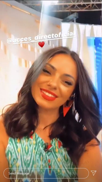 Cosmina Adam este noua asistentă de la Acces Direct! Cu ce s-a ocupat înainte să o înlocuiască pe Emily Burghelea care și-a dat demisia la TV