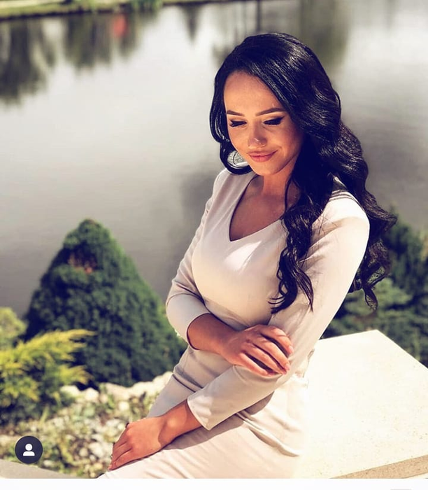 Andra Voloș și Bianca Comăneci, date în judecată de Ella de la Puterea Dragostei: “Nu sunt bătaia voastră de joc”