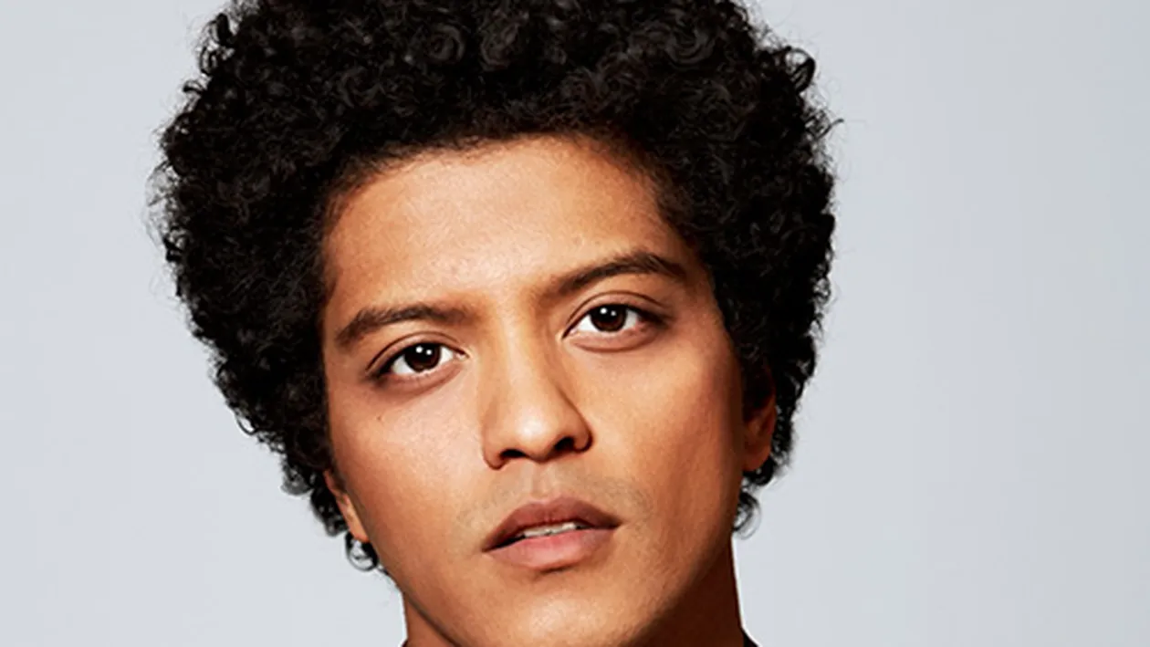 Clipe grele pentru Bruno Mars! Cântăreţul şi-a pierdut mama si nu-şi poate reveni din soc