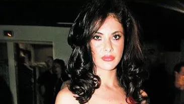 Marinela Avadani si Roxana Ungureanu s-au batut in masina!