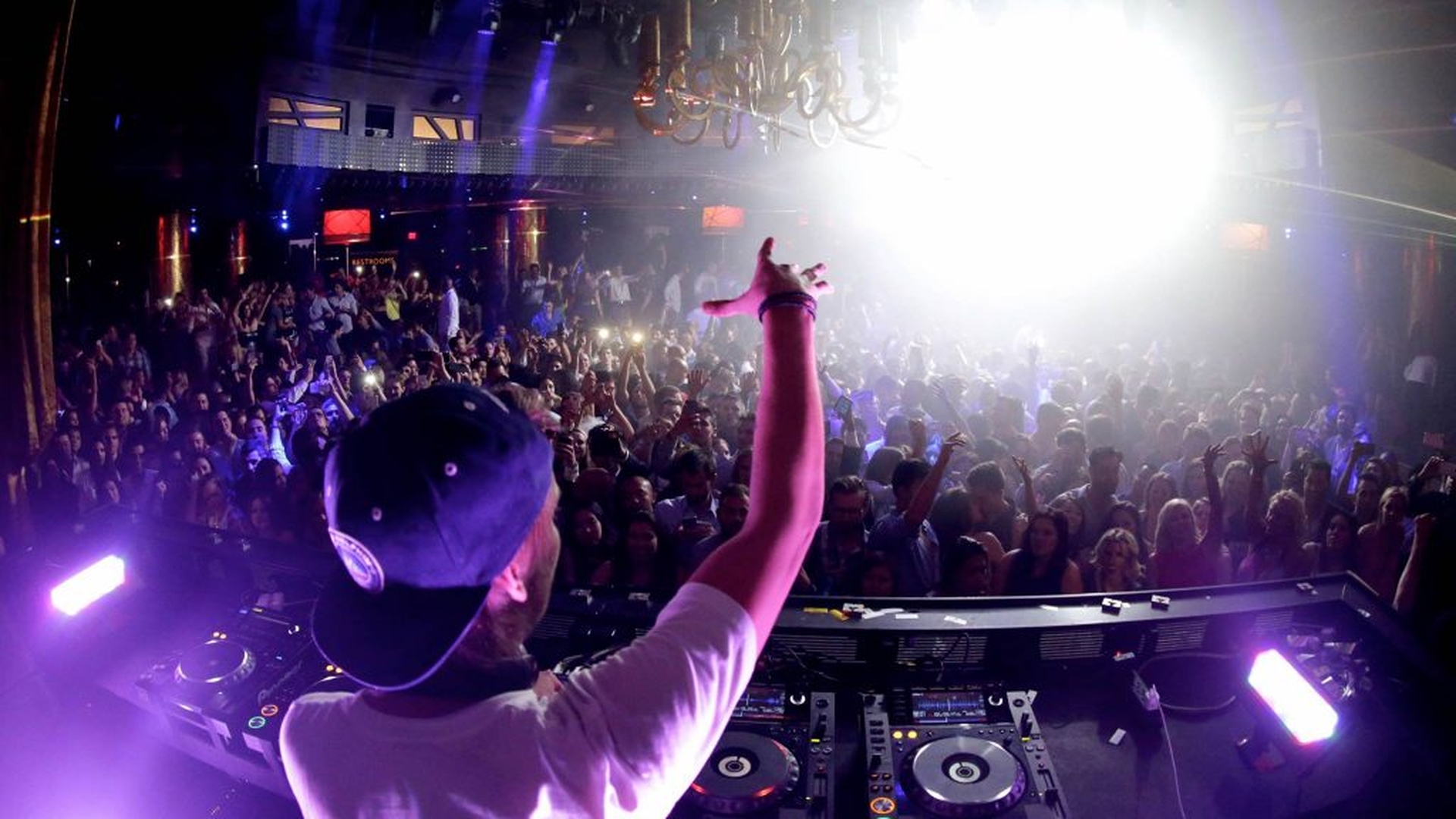 Avicii și-a prevestit moartea! Dezvăluiri din documentarul filmat înainte de a se stinge