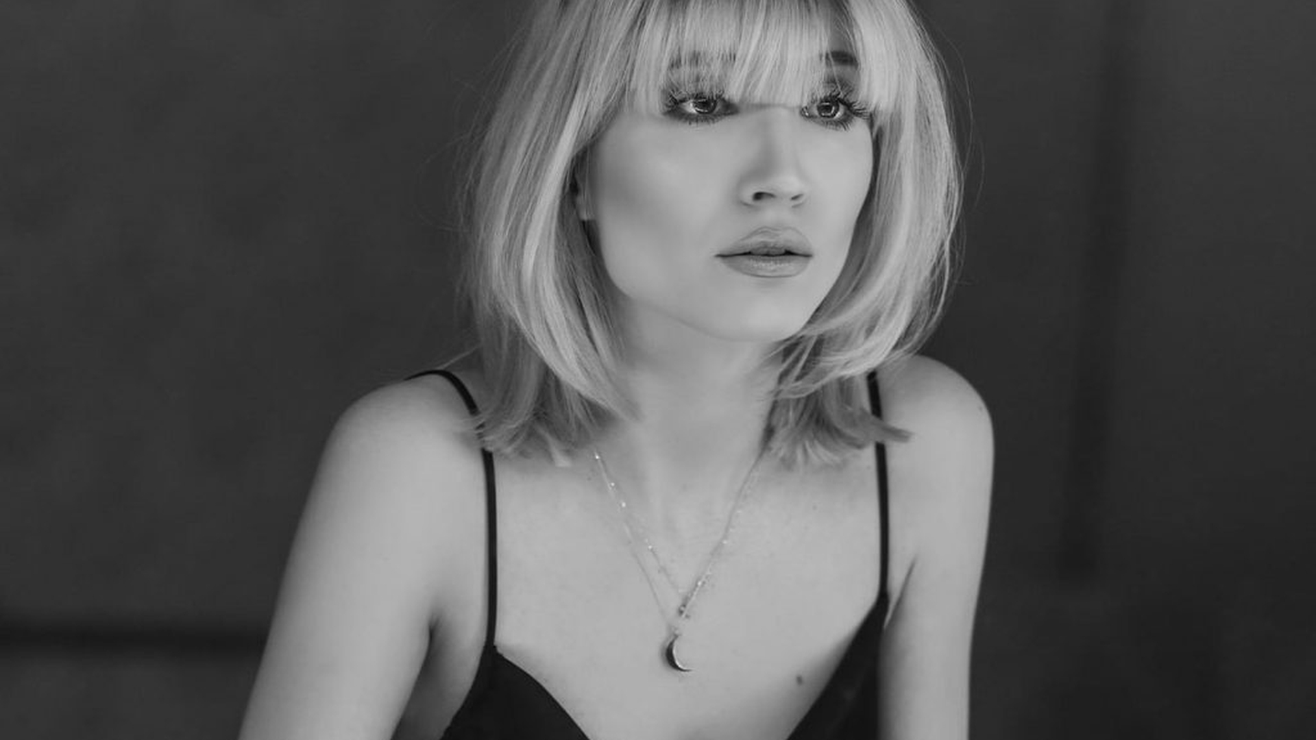 Cine este și cu ce se ocupă Monica Odagiu. Din ce își câștigă, de fapt, existența fosta iubită a lui Dan Bittman