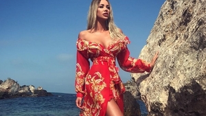 Bianca Drăguşanu a luat foc după ce rochiile i-au fost ”furate”! Blonda a aruncat cu acuze grave