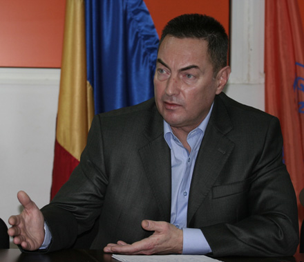 A murit Adrian Manole! E doliu în politica românească