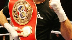 VIDEO Lucian Bute, primit de Roberta Anastase la Parlament