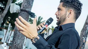 S-a dezbracat s-arate cat e de dotat! Cezar Ouatu, asa cum nu l-ati mai vazut vreodata