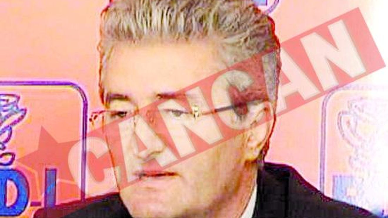 I-a compus hitul verii primarului Drobetei