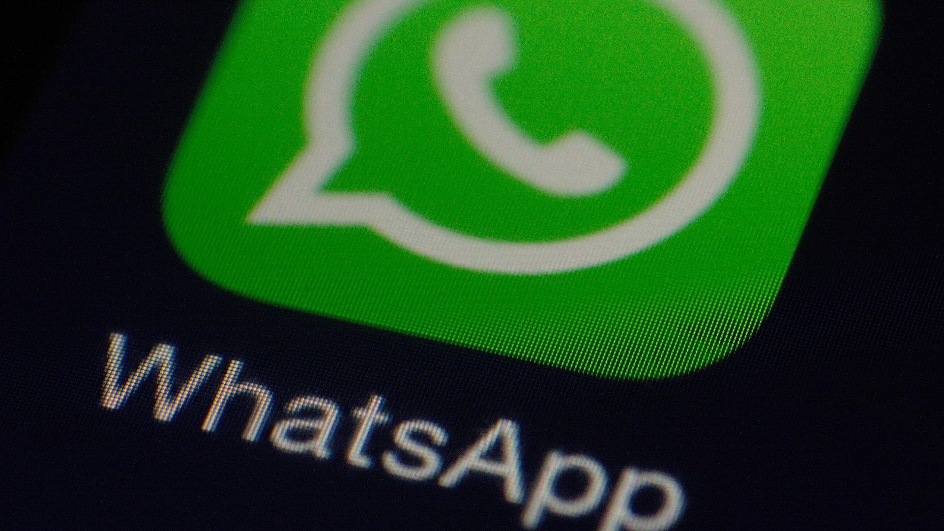 Schimbări radicale pentru utilizatorii WhatsApp. Ce introduce aplicația deținută de Meta