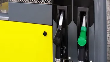 Soferilor nu le-a venit sa creada cand au vazut cat costa un litru de benzina! Aici e cel mai ieftin carburant din Bucuresti!