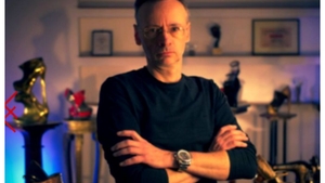 Mihai Albu, umilit încă o dată de fosta soție. Mama designer-ului este și ea implicată