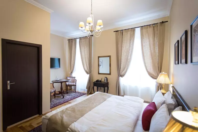Cum arată hotelul de 2,5 milioane de euro al Simonei Halep. De necrezut câți lei costă o noapte de cazare