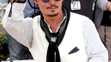 Copiii lui Johnny Depp, inspaimantati de el! Trebuie sa ii fac sa rada cu ajutorul unor personaje noi!