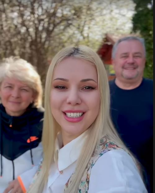 Artista a petrecut Paștele cu familia ei, fiind cea mai frumoasă sărbătoare din ultimii ani pentru ea