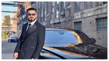 Jador, pe mâinile medicilor? Artistul s-a pozat la spital după despărțirea de Oana Ciocan