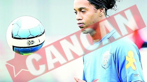 Ronaldinho, "vacanta" in cinci tari