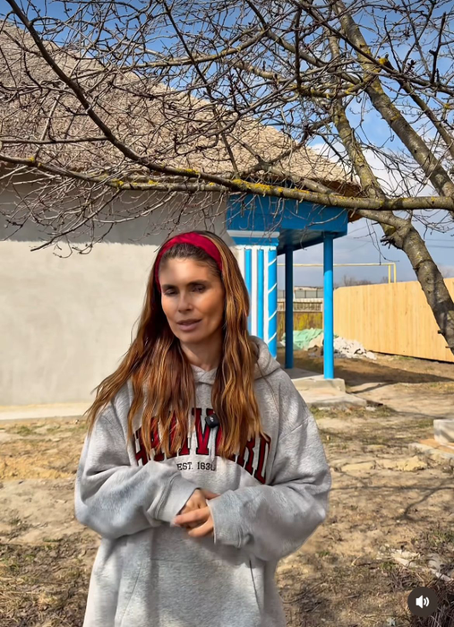 Cum arată casa pe care Sânziana Negru a renovat-o recent, de dragul bunicilor? A schimbat 5 echipe de muncitori în 2 ani