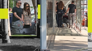 Primele imagini cu Reghe, Corina și micuțul Liam! Antrenorul și-a dus familia la Sanador pentru...