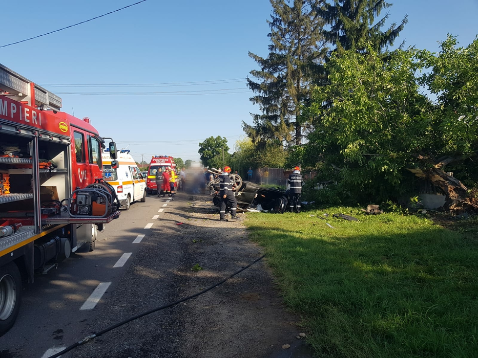 Accident grav în Dâmbovița! Doi oameni au murit!