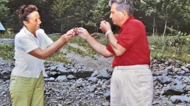 Cum făcea amor Elena cu Nicolae Ceaușescu. Fanteziile erotice ale tovarășei depășeau orice imaginație: „S-o văd culcată în pielea goală mişcând din fundul ei grozav până la..”