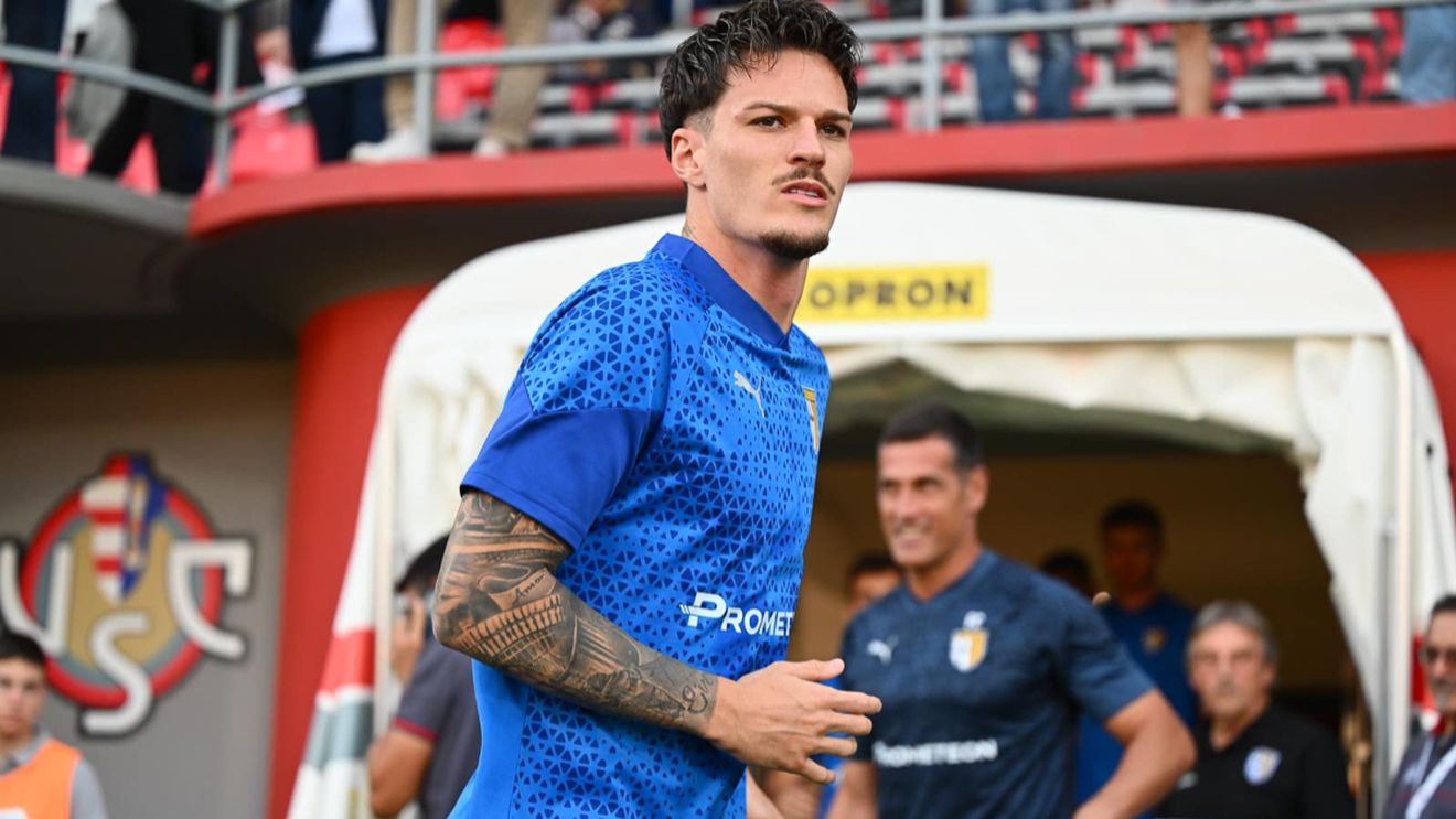 Întrunire de urgență, după ce s-a aflat că Dennis Man este aproape de Inter. Ioan Becali a ajuns la tratative