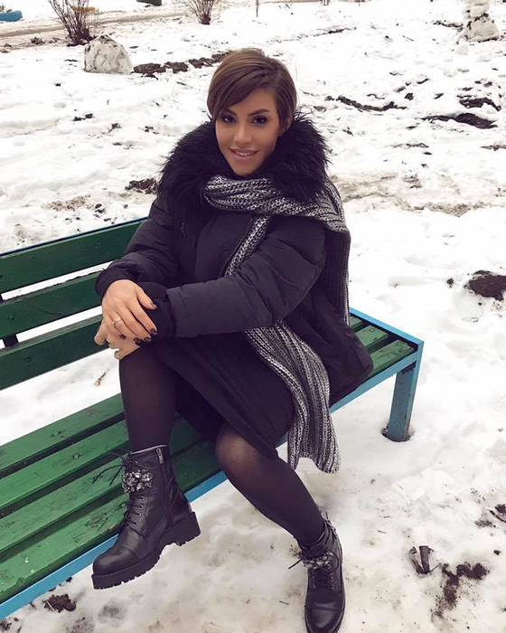 Nicoleta Nucă şi-ar mai face operaţii estetice ar simţi nevoia.