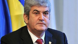 Sotia lui GABRIEL OPREA a fost dusă, DE URGENTĂ, la spital