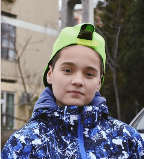 FOTO / Cum arăta Selly, atunci când nu era celebru. Fanilor nu le-a venit să creadă