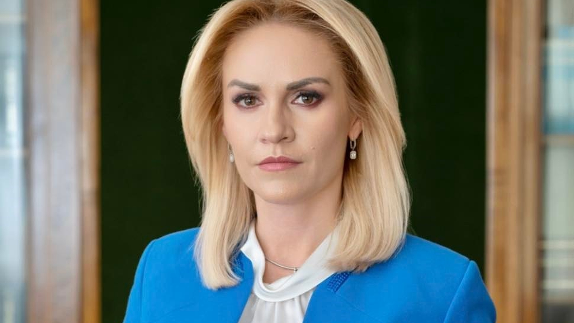 Gabriela Firea a vizitat centrele de tip familial din județul Argeș: ”Niciunul din cei 47.000 copii lăsați de părinți în grija statului să nu mai trăiască în acele «orfelinate» care ne-au adus o «faimă» negativă în întreaga lume!”