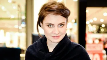 Adina Buzatu s-a apucat de gătit chiar de ziua ei! Cum a arătat masa invitaților și ce preparate a ales stilistul