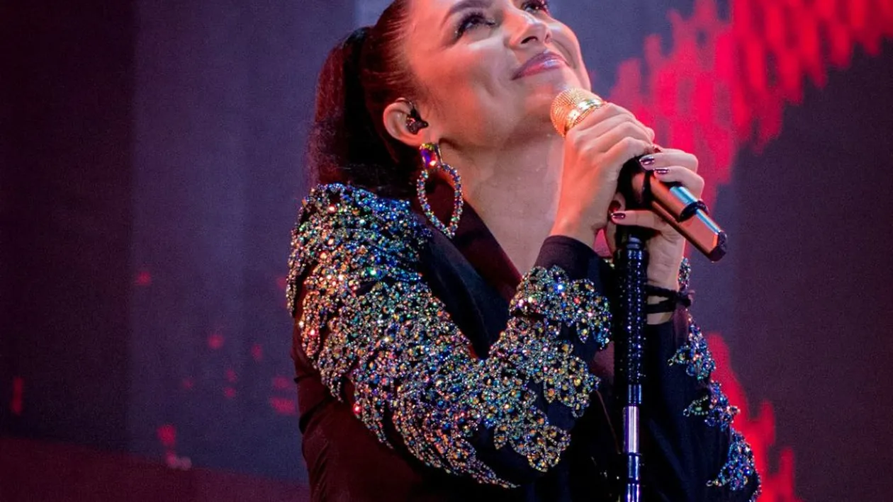 Surpriză mare! Andra, anunţ despre a treia sarcină: „Da, cred că...