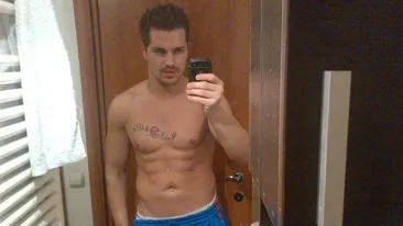 Burlacul Barboni si-a schimbat viata total, in Italia. Se pregateste sa se insoare si are o afacere! Vezi ce frumoasa e logodnica