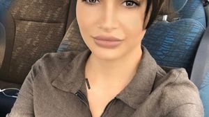 Imagini cu mama Dianei de la “Insula iubirii”. Cum arată femeia în costum de baie