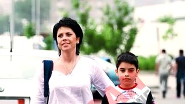 Si-a ras mustata la 13 ani