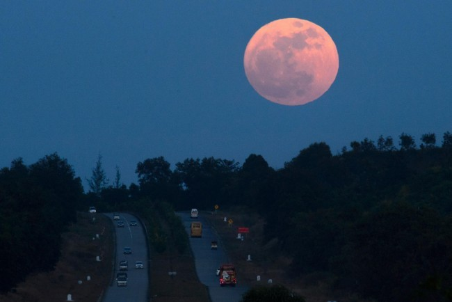 Eclipsa de lună. Superluna Albastră Sângerie LIVE. Evenimentul are loc după peste 150 de ani!