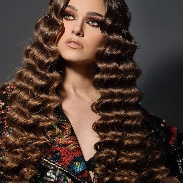 Theo Rose: "Mi-am dorit ca muzica mea să fie cântată și recunoscută de către oameni, iar eu să fiu un om care să-i inspire pe alții"
