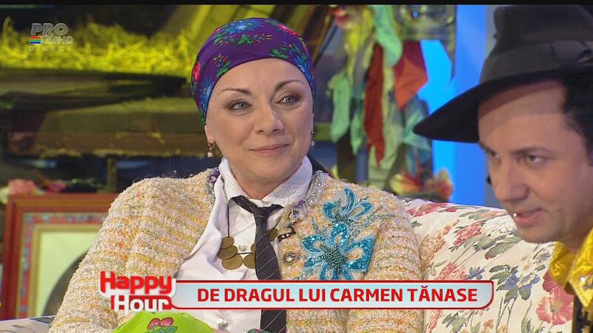 Carmen Tănase, chef "haurit" de ziua ei! A avut parte de o petrecere fără număr! Vezi aici ce cadouri a primit!