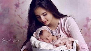 Fetele lui Vârciu, în cea mai emoţionantă fotografie făcută vreodată în familie! ”Surorile sunt flori diferite din aceeaşi grădină”