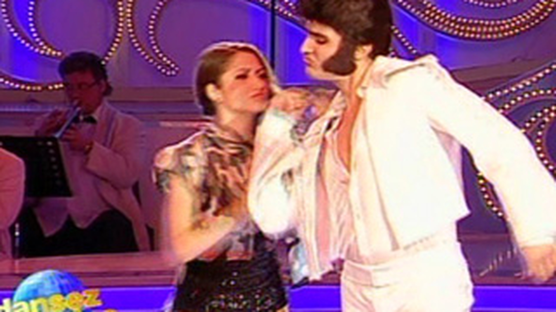 VIDEO Elvis Presley la "Dansez pentru tine"? Vezi cum s-a dezlantuit Pepe pe ritmuri rock'n'roll!