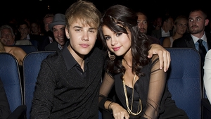 Război între JUSTIN BIEBER şi fosta lui iubită, SELENA GOMEZ! JUSTIN şi-a şters contul de Instagram, iar ea l-a acuzat de infidelitate!