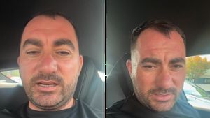 Pescobar, primul român care și-a luat iPhone 17! Cât l-a costat cel mai nou produs de la Apple? Dar stai să vezi cât a dat pe husă