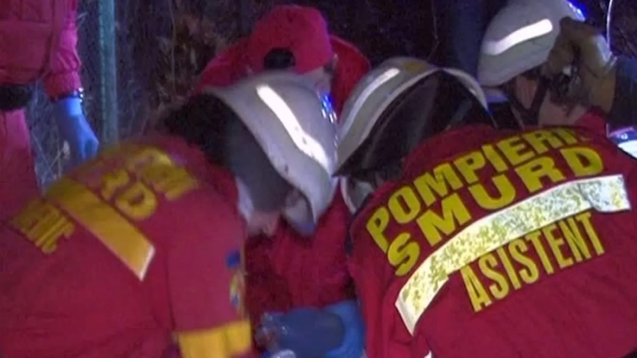 Ţeavă de gaze ruptă, pericol uriaş de explozie în urma unui accident grav, cu patru victime!